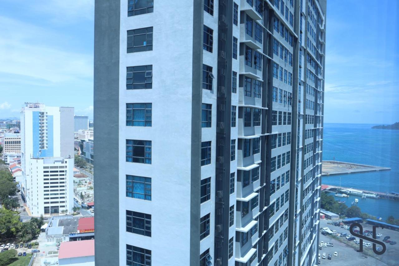 Homesuite' Home At Jesselton Quay Кота Кинабалу Екстериор снимка