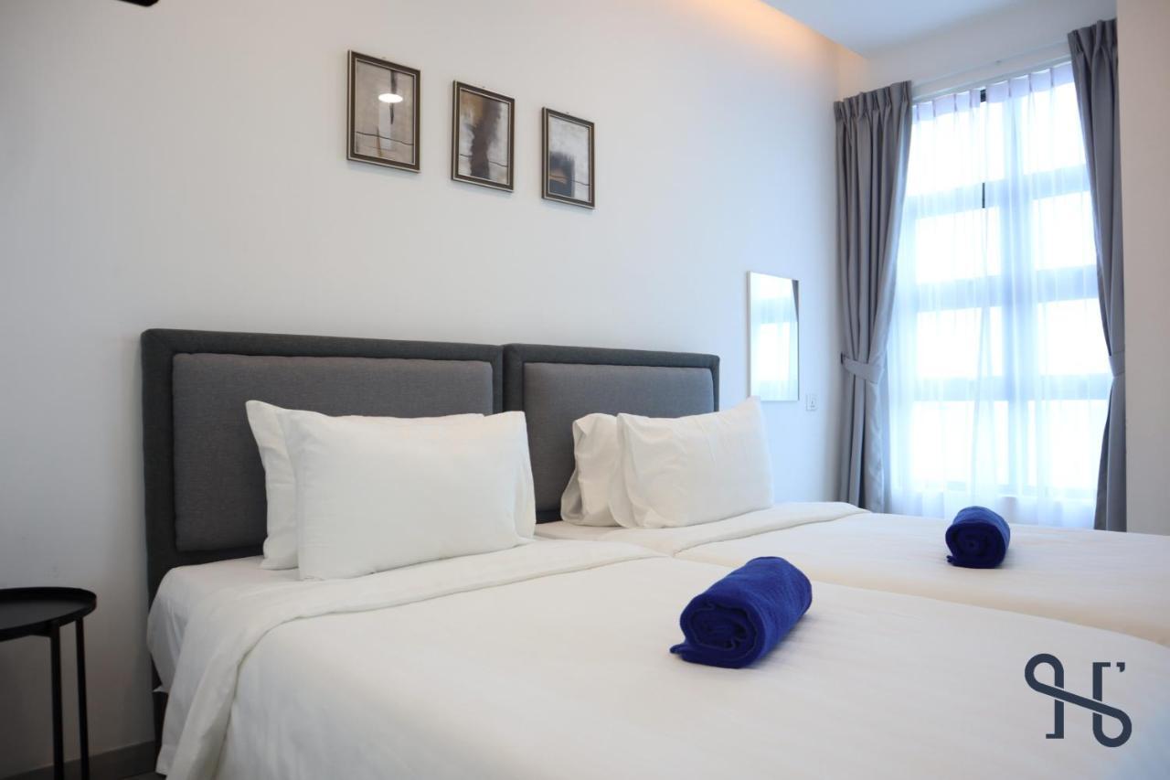 Homesuite' Home At Jesselton Quay Кота Кинабалу Екстериор снимка