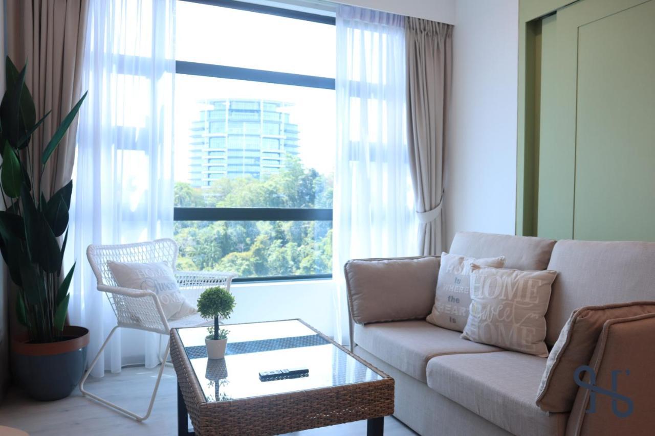 Homesuite' Home At Jesselton Quay Кота Кинабалу Екстериор снимка