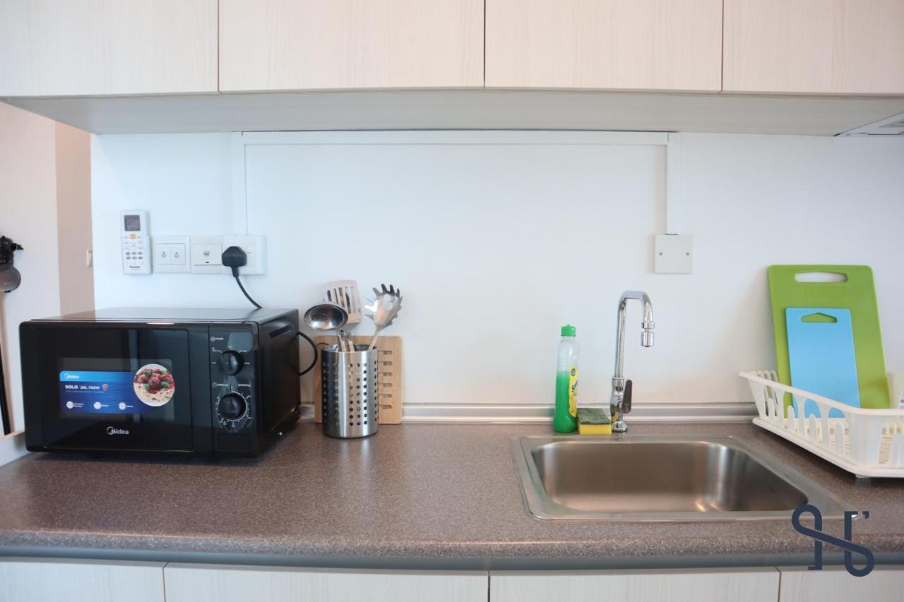 Homesuite' Home At Jesselton Quay Кота Кинабалу Екстериор снимка