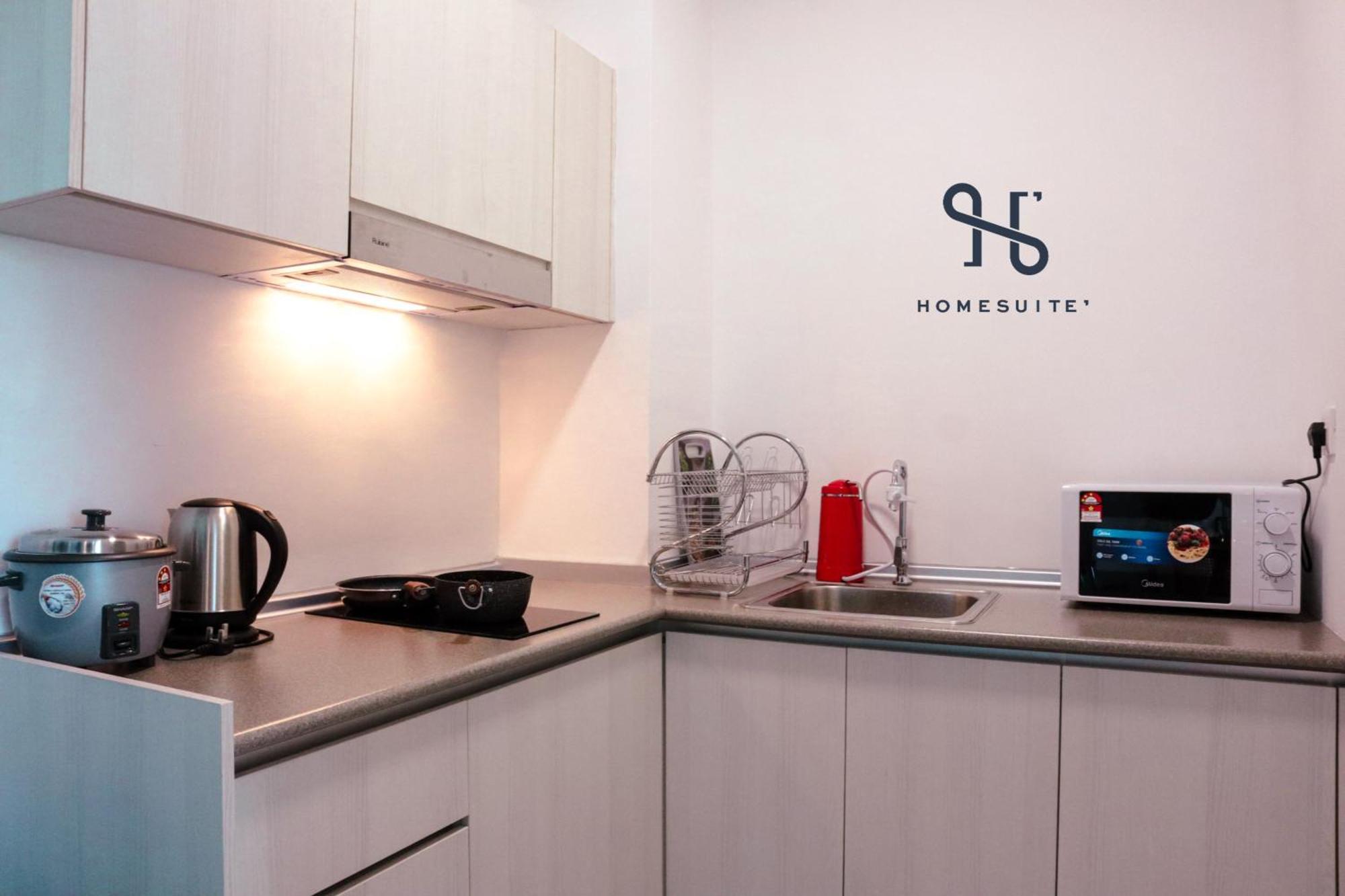 Homesuite' Home At Jesselton Quay Кота Кинабалу Екстериор снимка